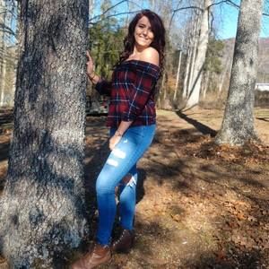 Meet your Posher, Whitney